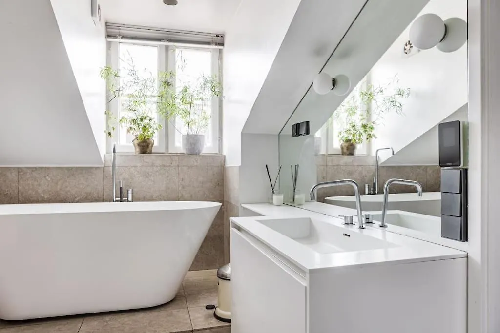 Elegant Oestermalm Loft Stockholm 0*,